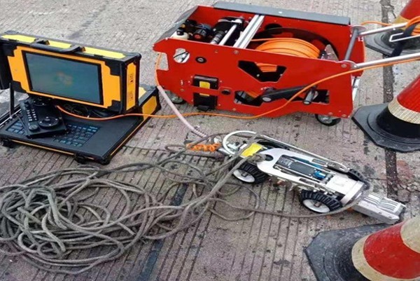 莫力达瓦CCTV管道检测机器人